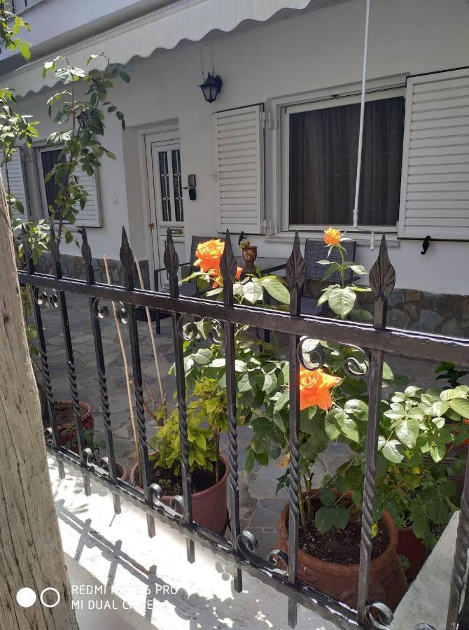 Apartment Chrysanty's Tea House *